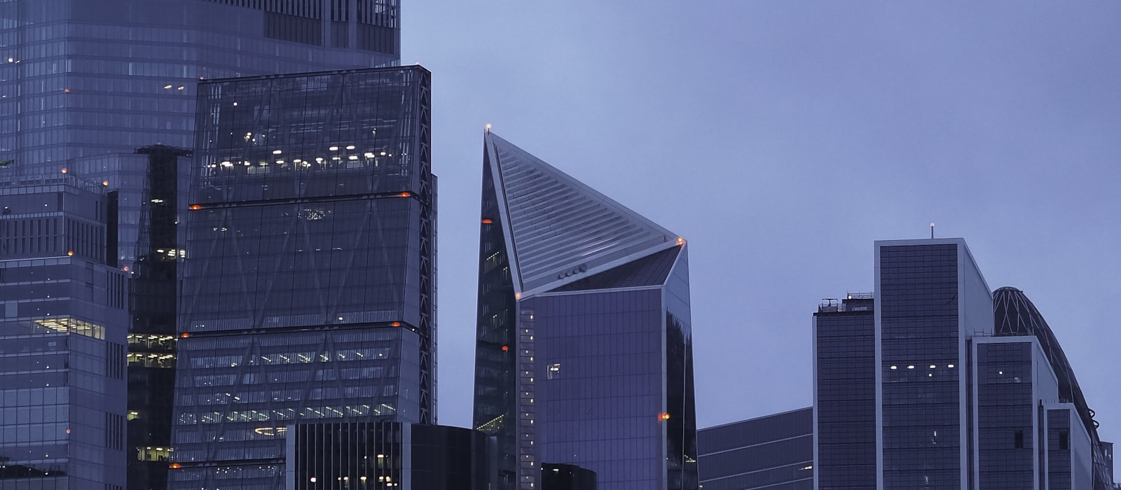 London skyline at night — UK real estate Meta Ads market benchmarks 2026